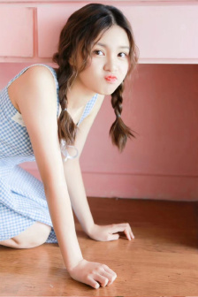 女人深夜按摩精油4